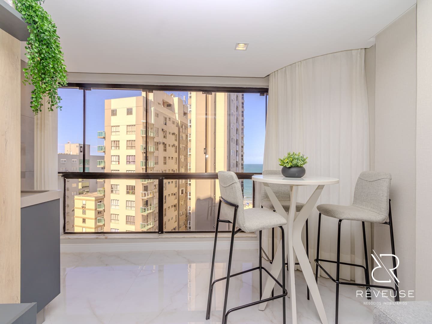 Apartamento no Atlântico Shopping em Balneário Camboriú — foto 6