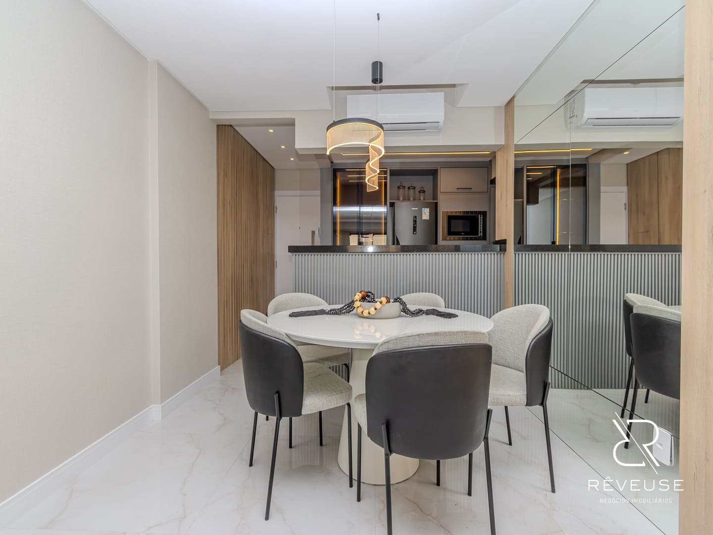 Apartamento no Atlântico Shopping em Balneário Camboriú — foto 4
