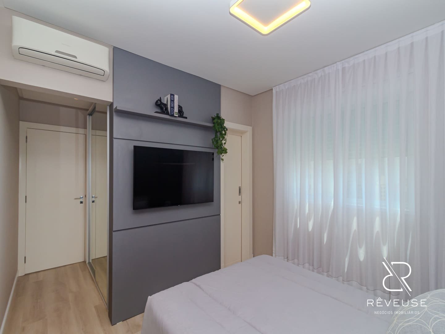 Apartamento no Edifício Cartagena Residence em Balneário Camboriú — foto 10