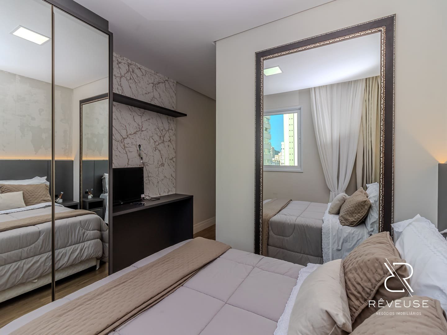Apartamento no Falcon Tower em Balneário Camboriú — foto 12