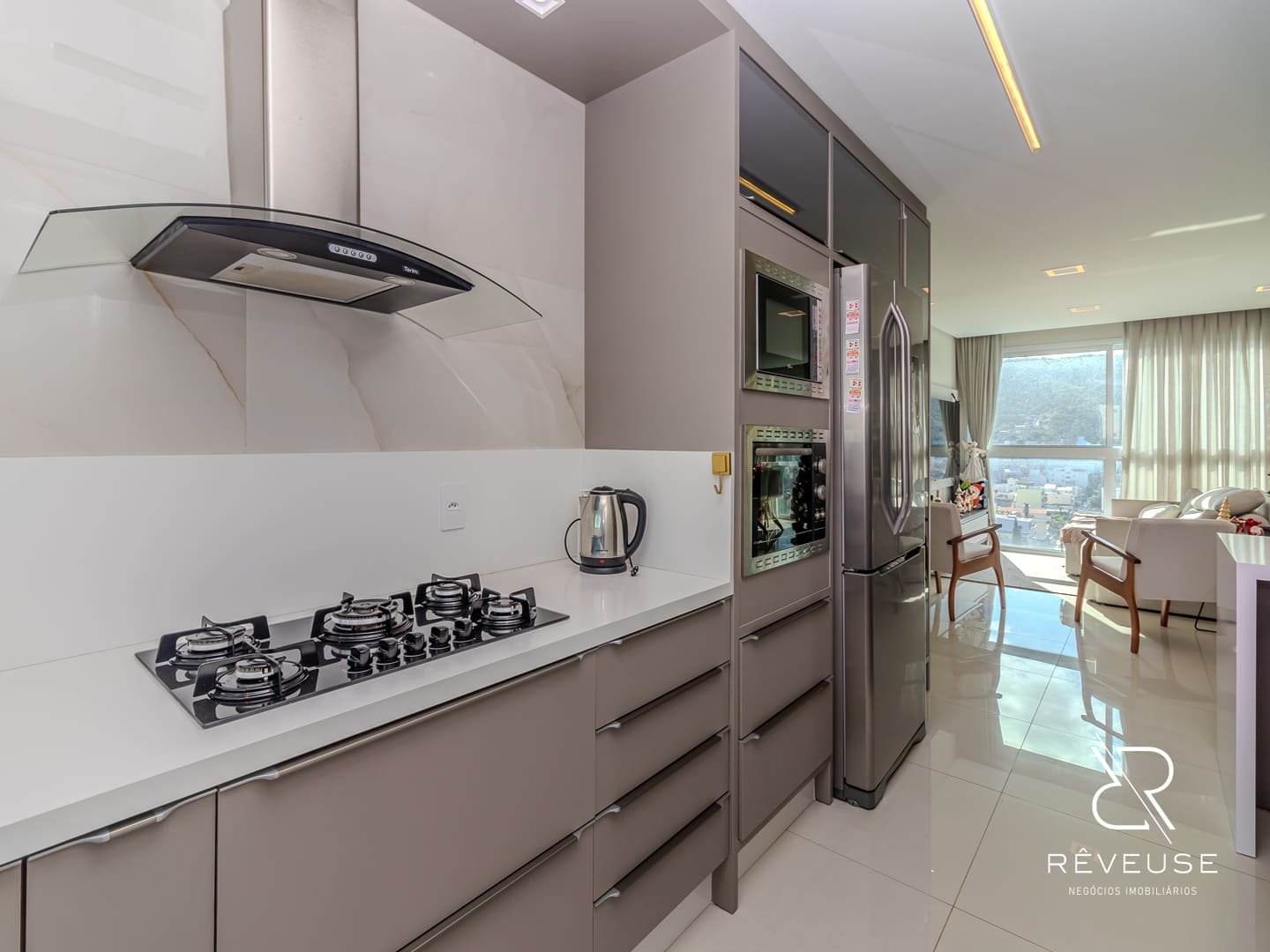 Apartamento no Falcon Tower em Balneário Camboriú — foto 5