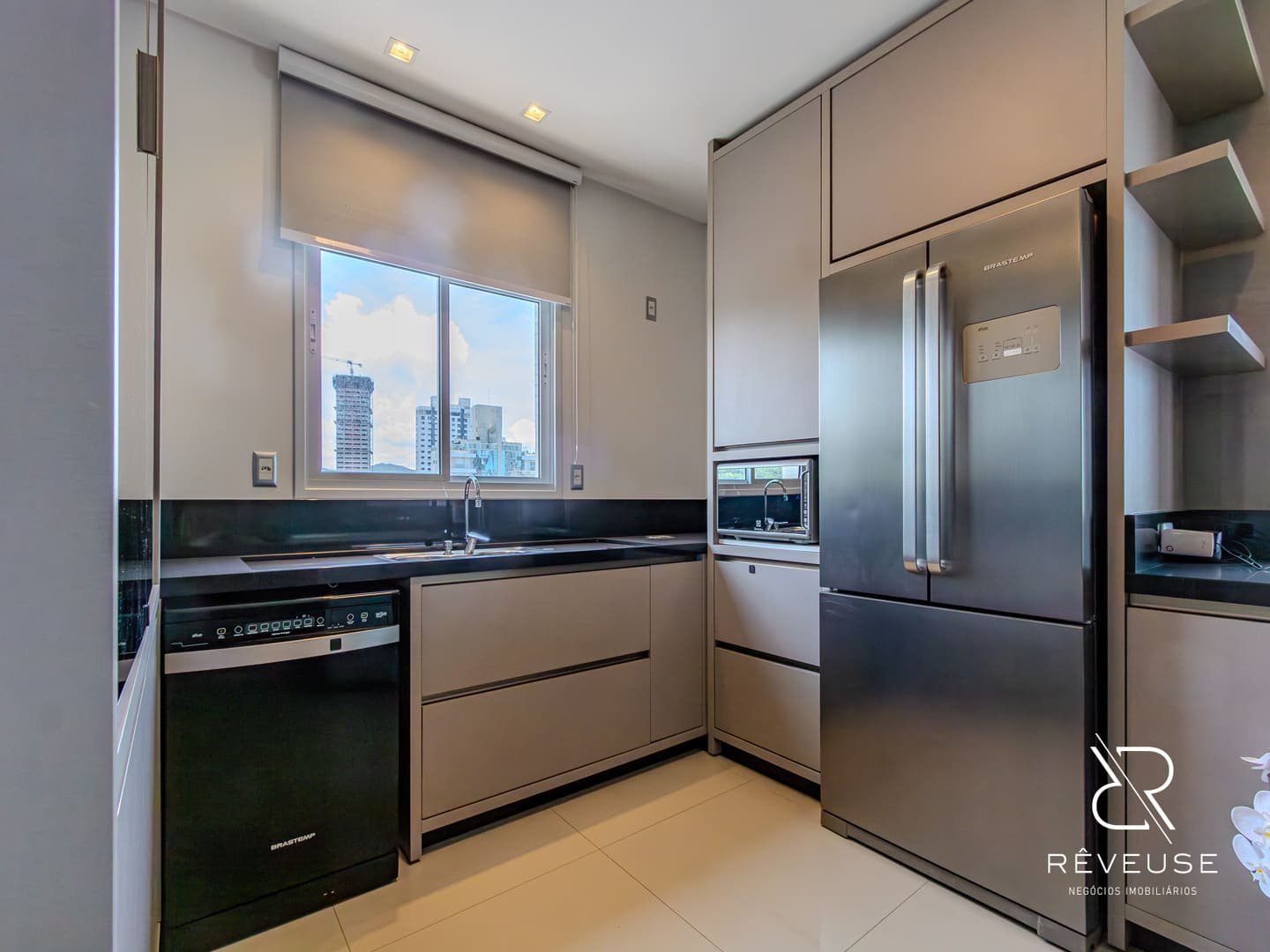 Apartamento no Sistina Tower Residence em Balneário Camboriú — foto 6