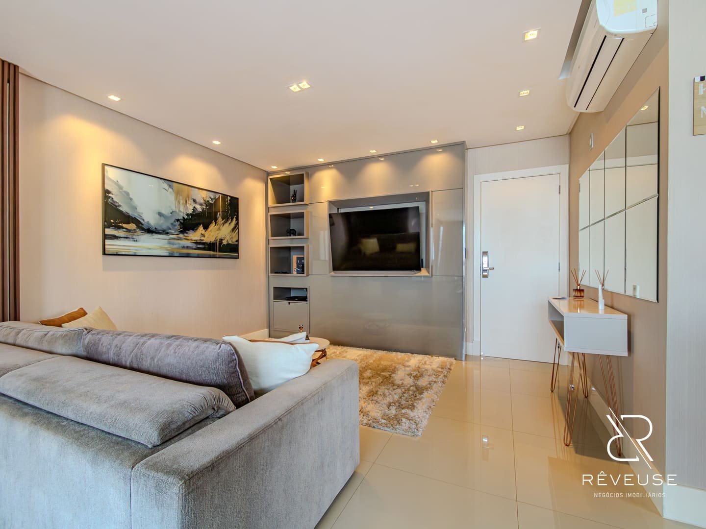 Apartamento no Sistina Tower Residence em Balneário Camboriú — foto 2