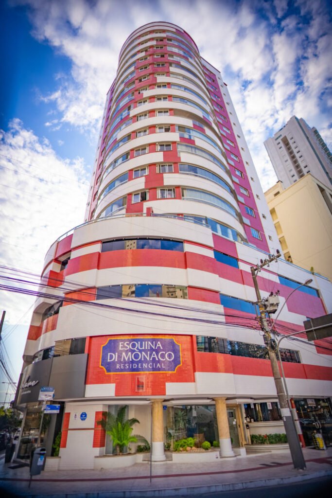 Esquina Di Mônaco
