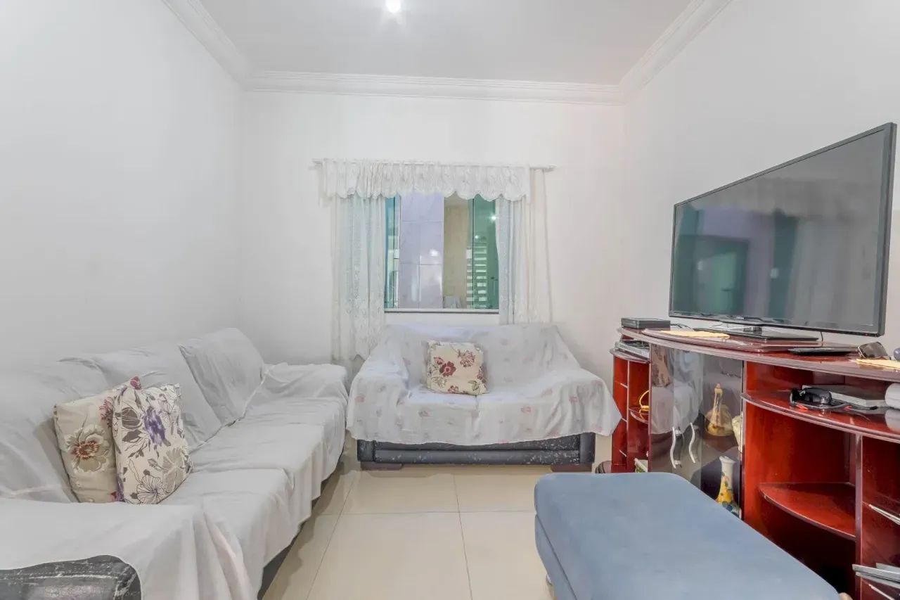 Casa com 3 suítes e 2 vagas de garagem no Centro de Balneário Camboriú. — foto 21