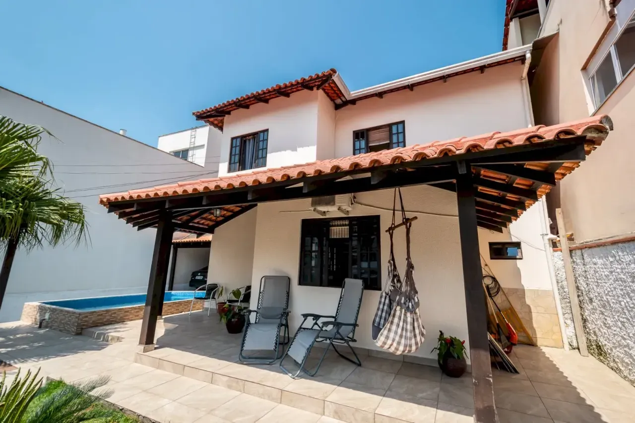 Casa no bairro Ariribá com 3 dormitórios sendo 1 suíte, 2 vagas de garagem em Balneário Camboriú — foto 26