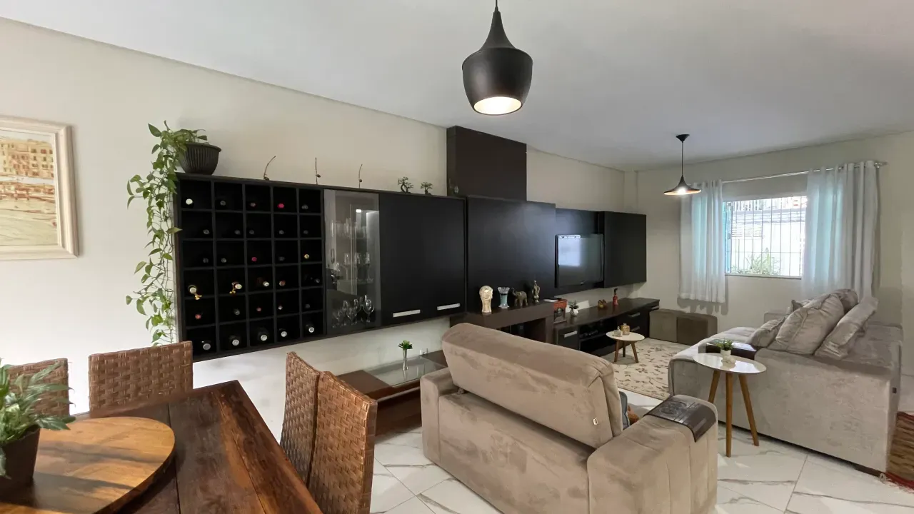 Casa na Praia dos Amores com 3 quartos e 4 vagas de garagem em Balneário Camboriú — foto 31