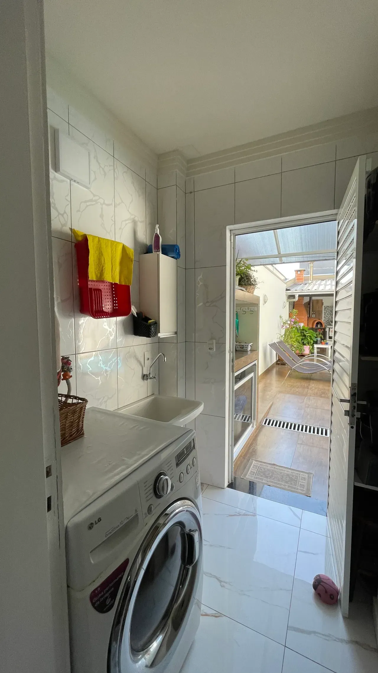 Casa na Praia dos Amores com 3 quartos e 4 vagas de garagem em Balneário Camboriú — foto 28