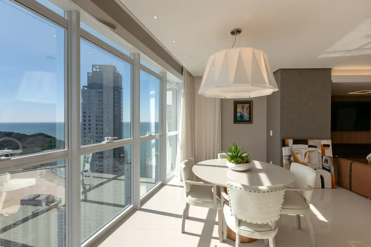 Apartamento alto padrão com 4 suítes e 3 vagas de garagem na Barra Norte em Balneário Camboriú — foto 39