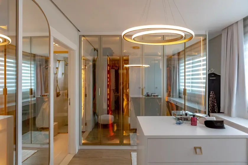 Apartamento com 3 suítes e 2 vagas de garagem no Centro em Balneário Camboriú — foto 25