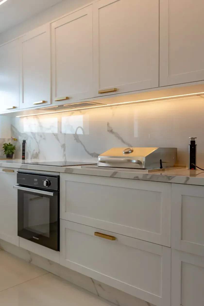 Apartamento com 3 suítes e 2 vagas de garagem no Centro em Balneário Camboriú — foto 12