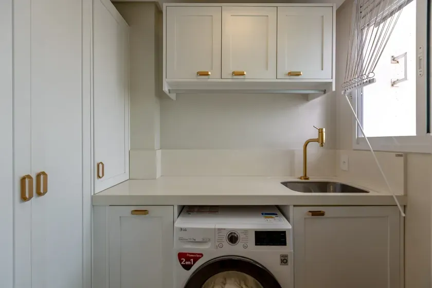 Apartamento com 3 suítes e 2 vagas de garagem no Centro em Balneário Camboriú — foto 15