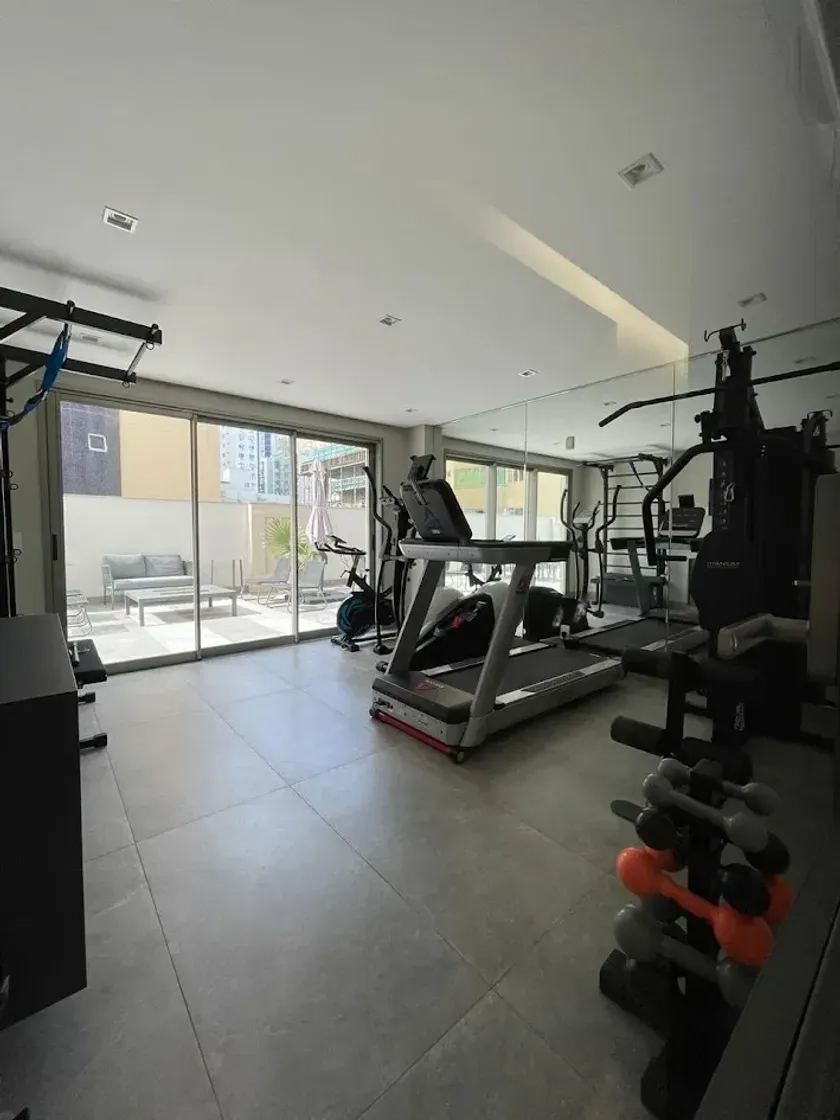 Apartamento com 3 suítes e 2 vagas de garagem há 250m2 do mar no Centro de Balneário Camboriú — foto 10