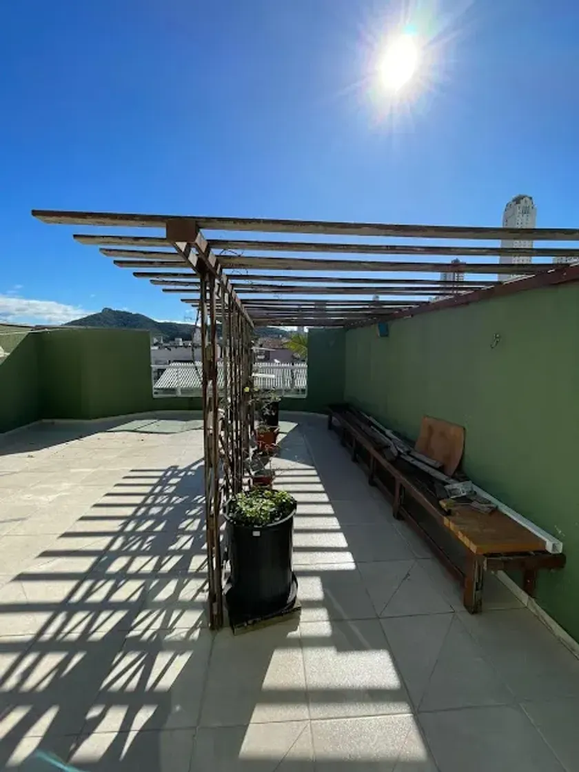 Sobrado Triplex com 4 suítes em Balneário Camboriú — foto 2