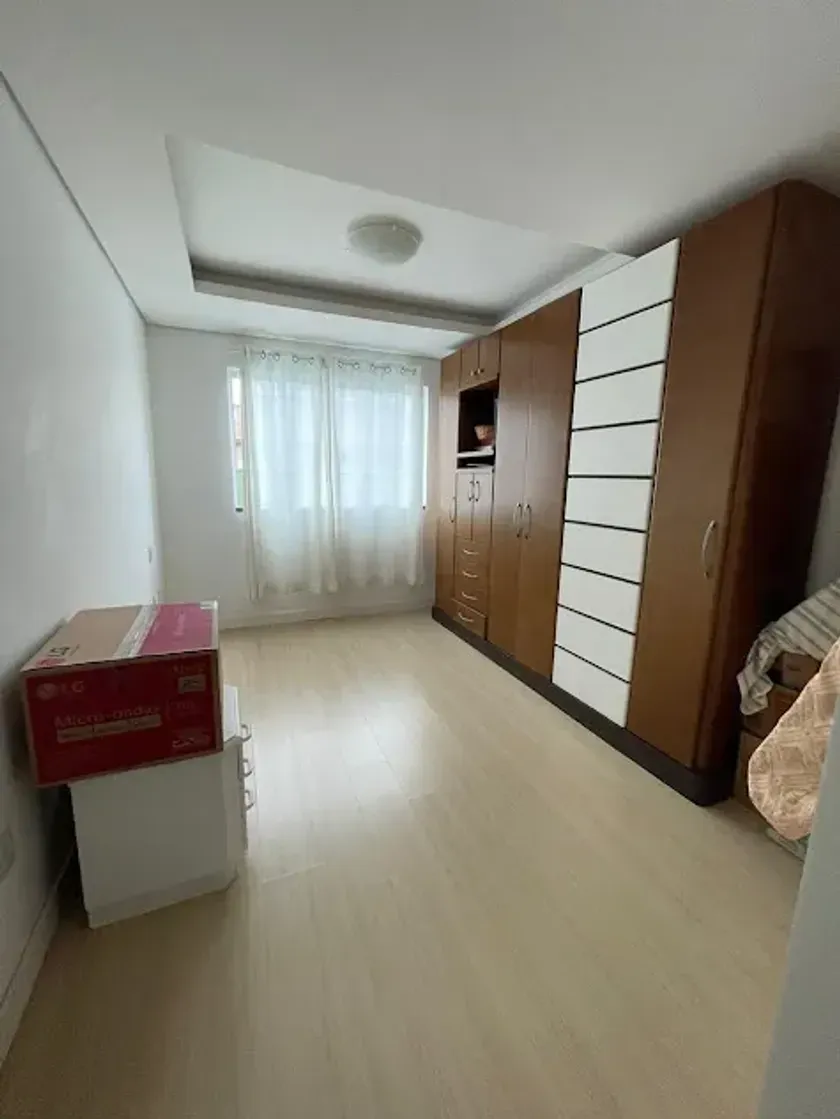 Sobrado Triplex com 4 suítes em Balneário Camboriú — foto 3