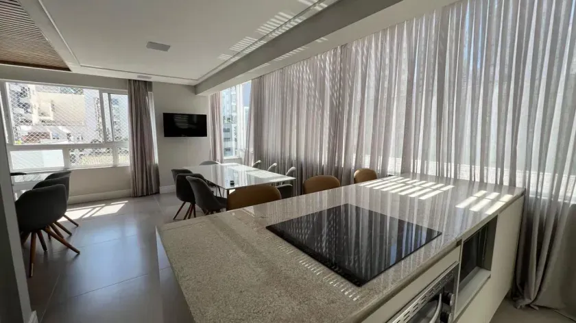 Apartamento finamente mobiliado e decorado com 3 suítes e 2 vagas na Barra Norte- Balneário Camboriú — foto 19