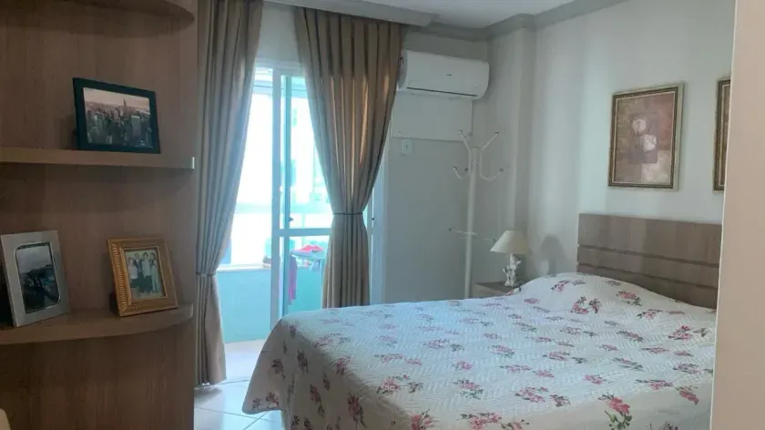 Apartamento Quadra mar 1 Suíte mais 2 Dormitórios e 2 Vagas na Garagem. — foto 10