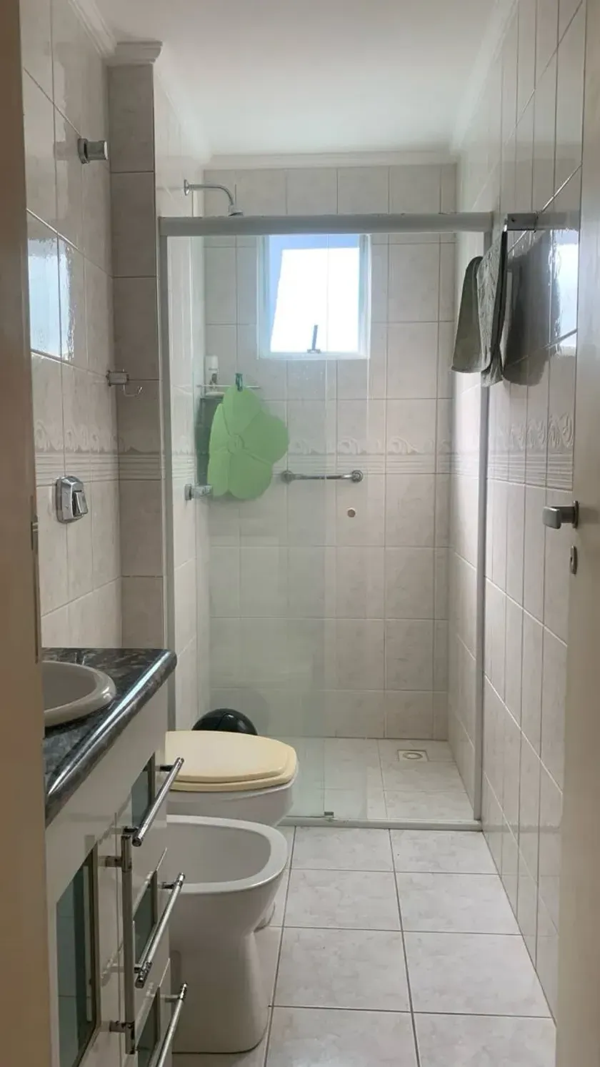 Apartamento Quadra mar 1 Suíte mais 2 Dormitórios e 2 Vagas na Garagem. — foto 13