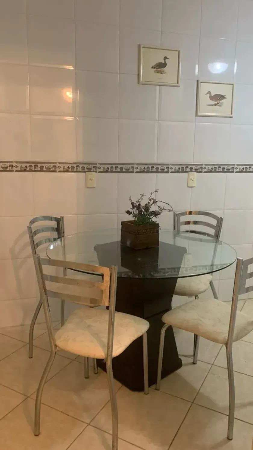 Apartamento Quadra mar 1 Suíte mais 2 Dormitórios e 2 Vagas na Garagem. — foto 21