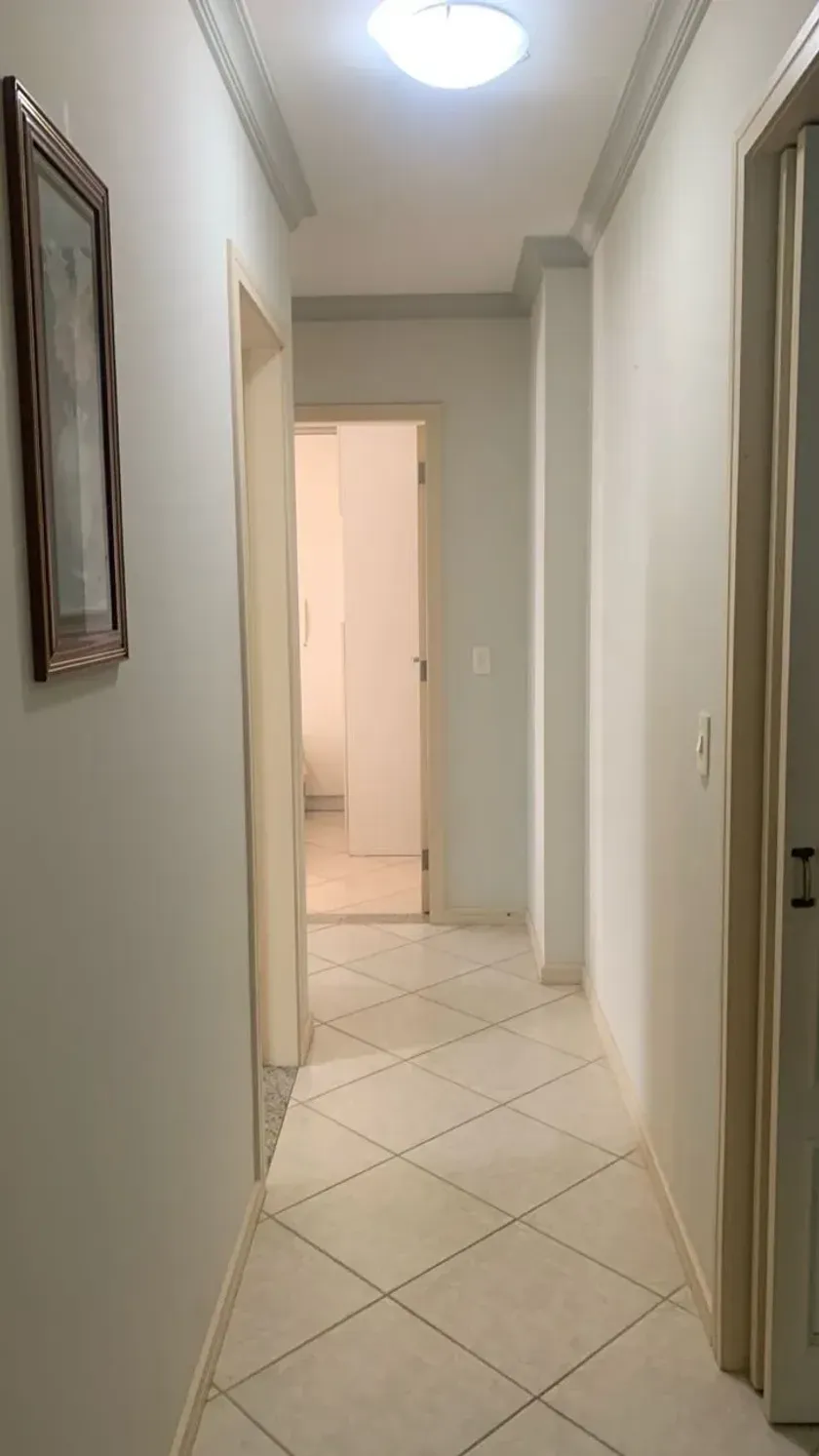 Apartamento Quadra mar 1 Suíte mais 2 Dormitórios e 2 Vagas na Garagem. — foto 22