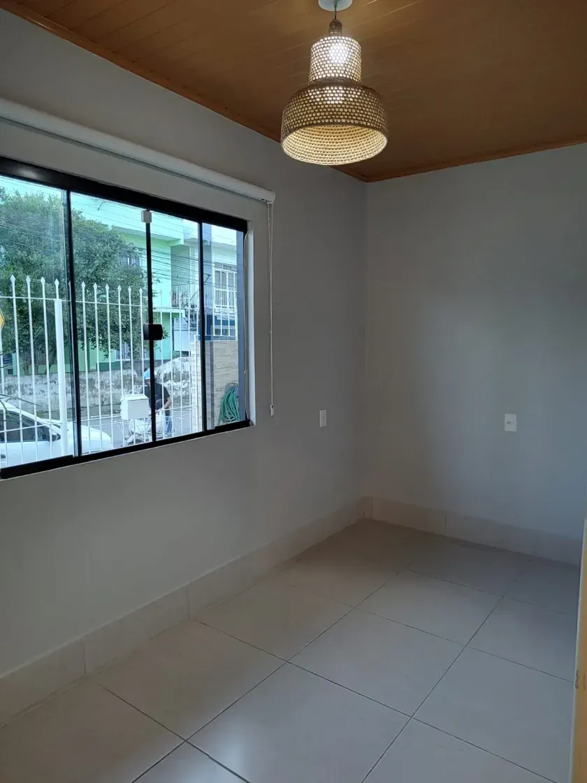 Casa alto padrão com 3 dormitórios sendo 1 suíte e garagem ampla em Balneário Camboriú — foto 9