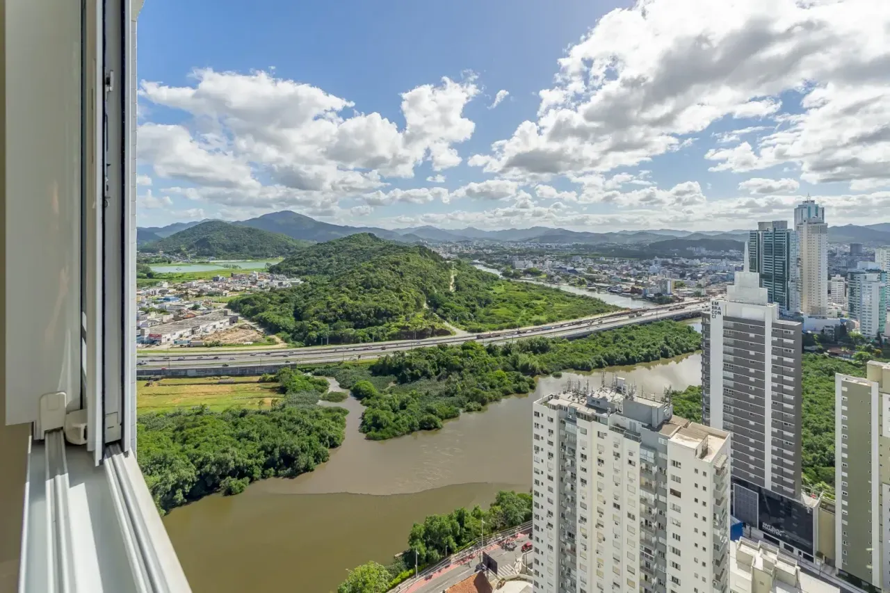 Apartamento com 4 suítes, 4 vagas de garagem no Centro de Balneário Camboriú — foto 19