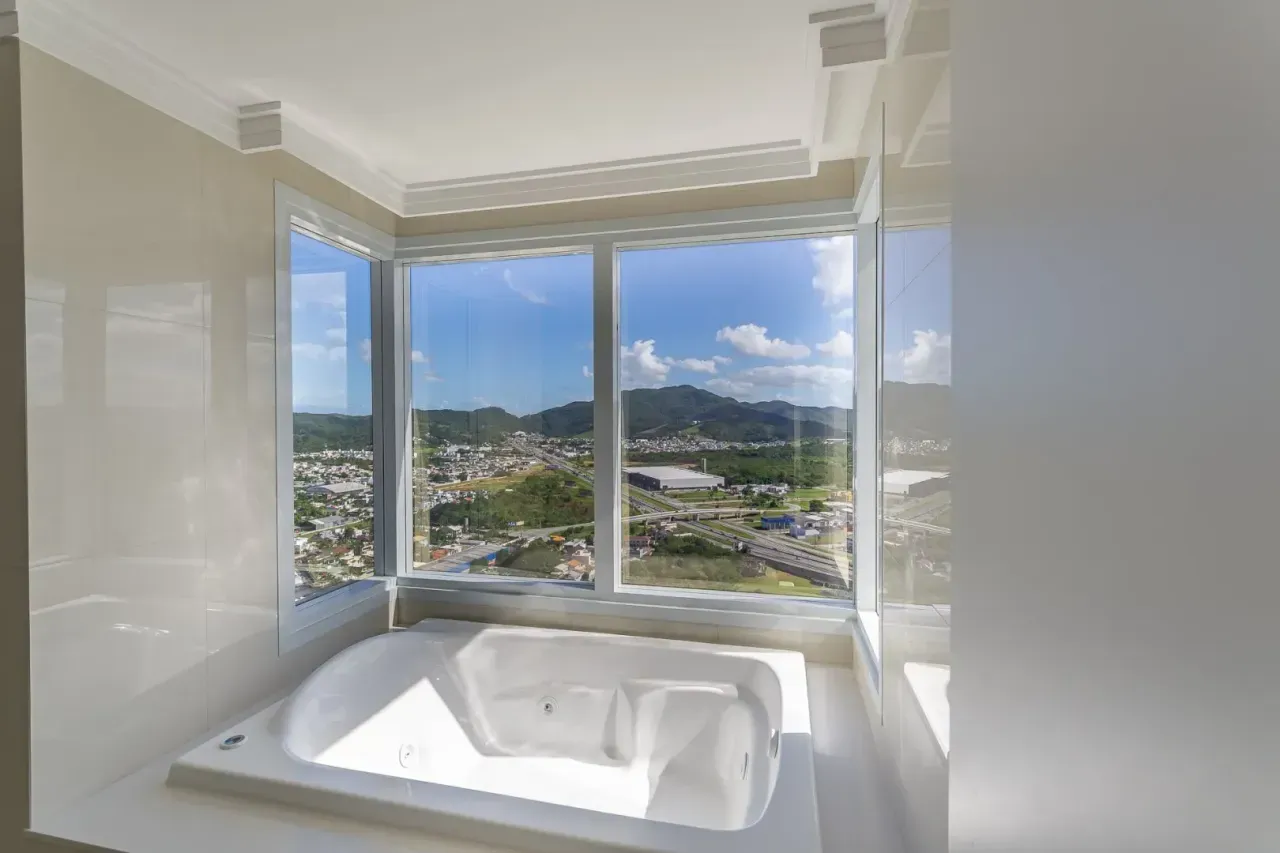 Apartamento com 4 suítes, 4 vagas de garagem no Centro de Balneário Camboriú — foto 13