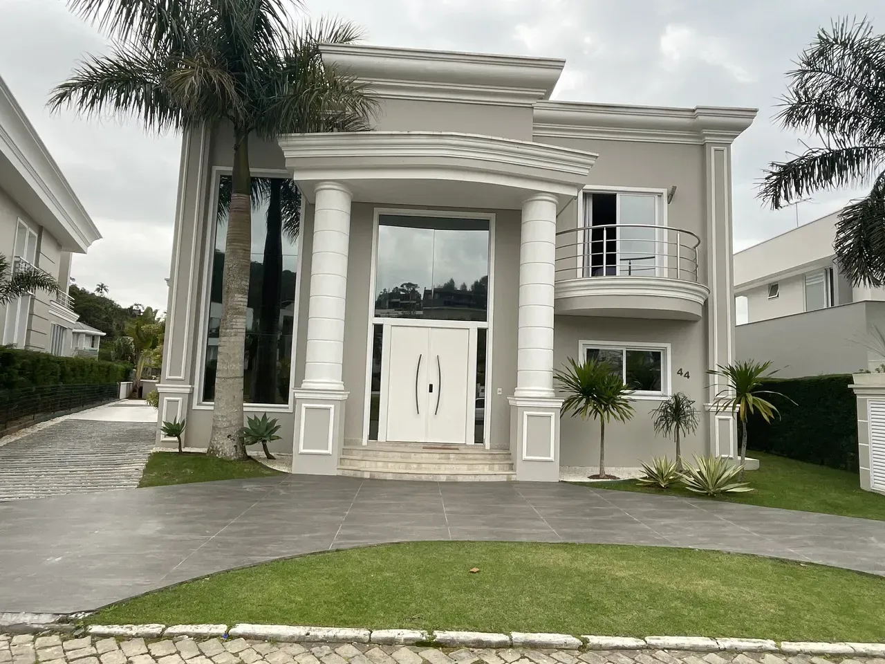 Casa de luxo em Condomínio fechado na Praia Brava — foto 2
