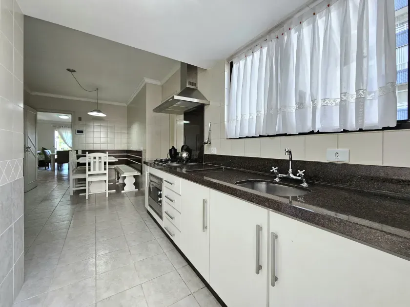 Apartamento frente mar mobiliado com 2 suítes e 2 vagas de garagem em Balneário Camboriú — foto 11