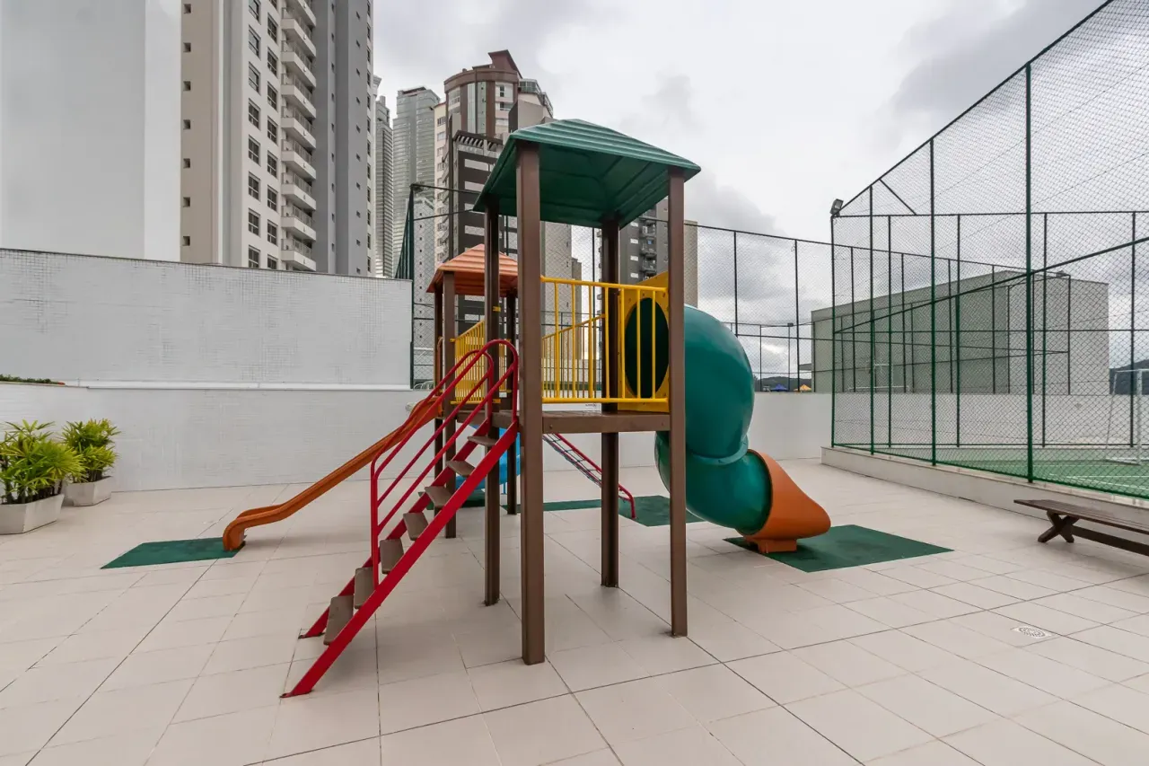 Apartamento no Diamond Hill Residence com 3 suítes em Balneário Camboriú — foto 11