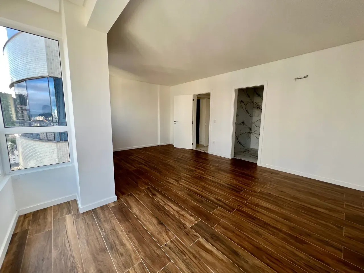 Apartamento no Santilhana Del Mar com 3 suítes em Balneário Camboriú — foto 19