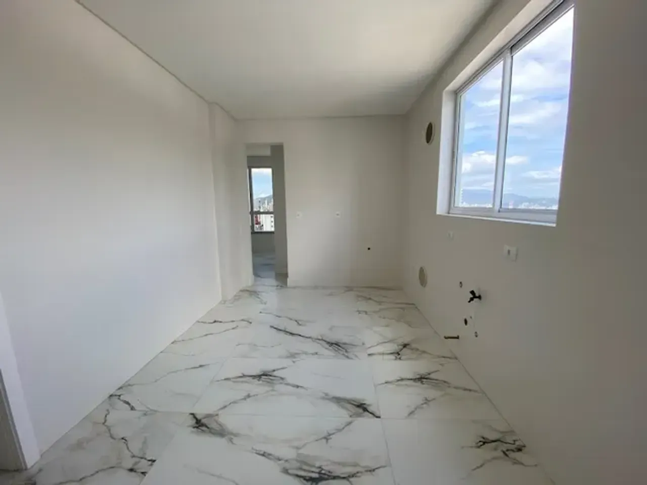 Apartamento no Santilhana Del Mar com 3 suítes em Balneário Camboriú — foto 36