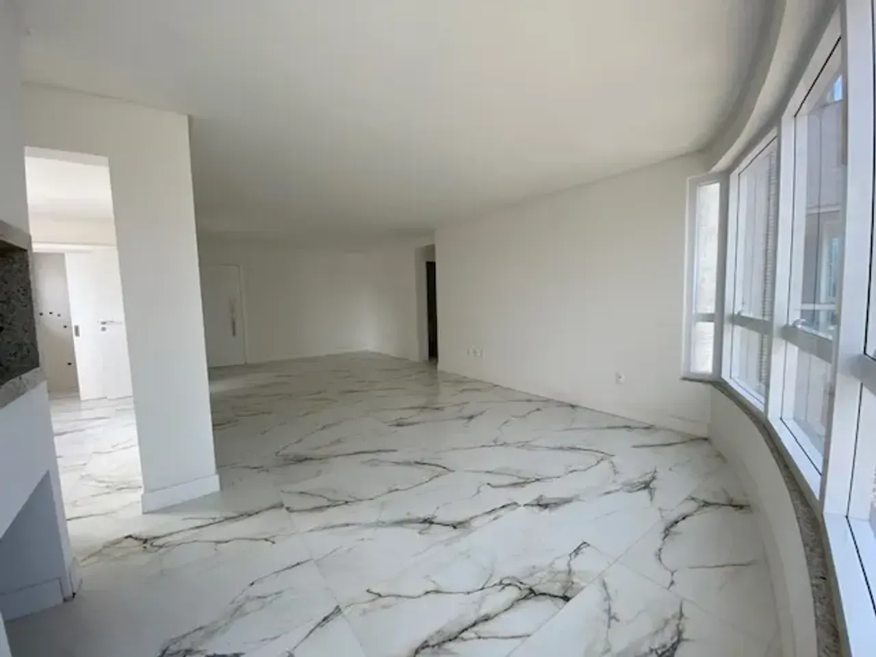 Apartamento no Santilhana Del Mar com 3 suítes em Balneário Camboriú — foto 37