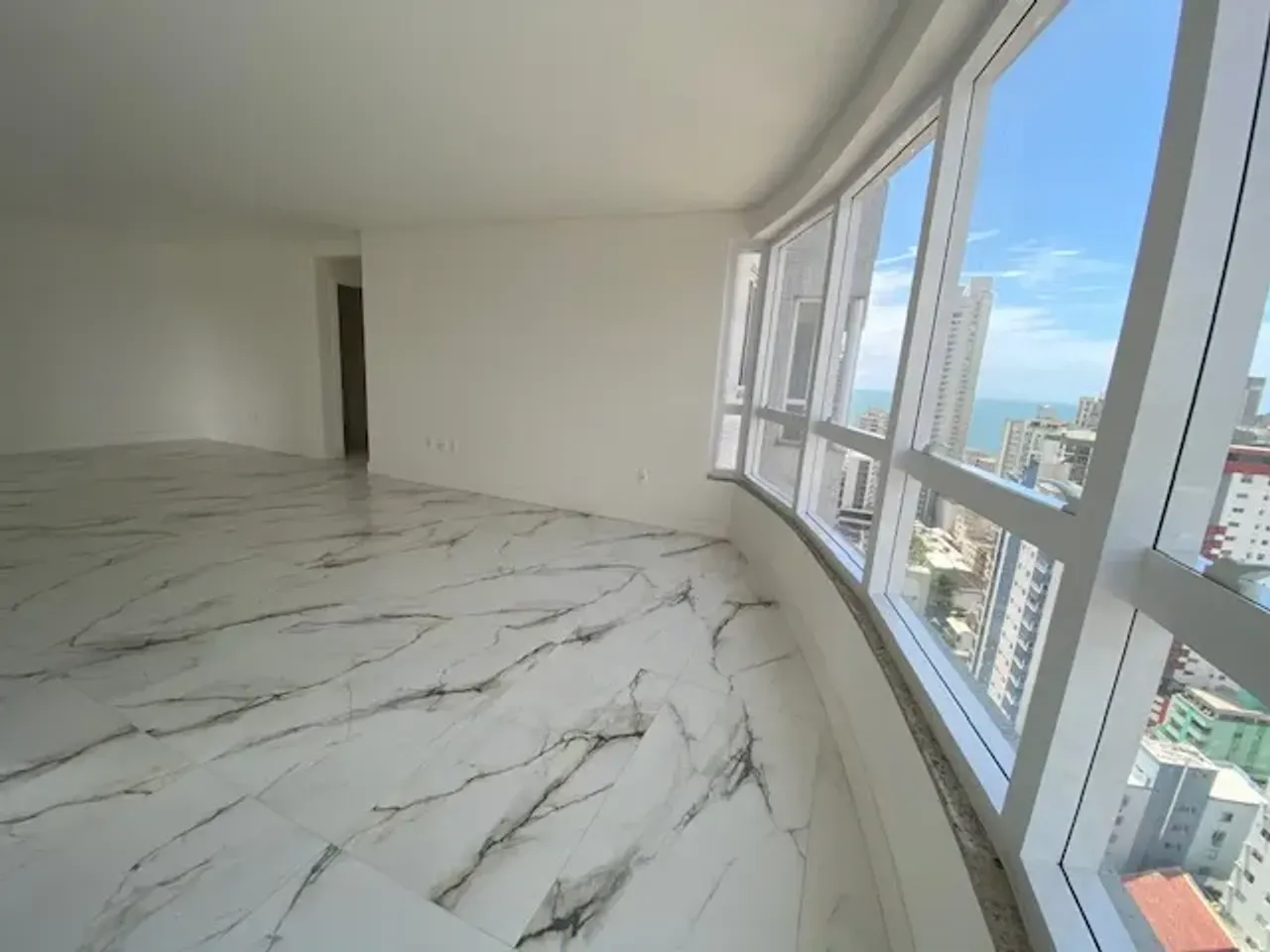 Apartamento no Santilhana Del Mar com 3 suítes em Balneário Camboriú — foto 38