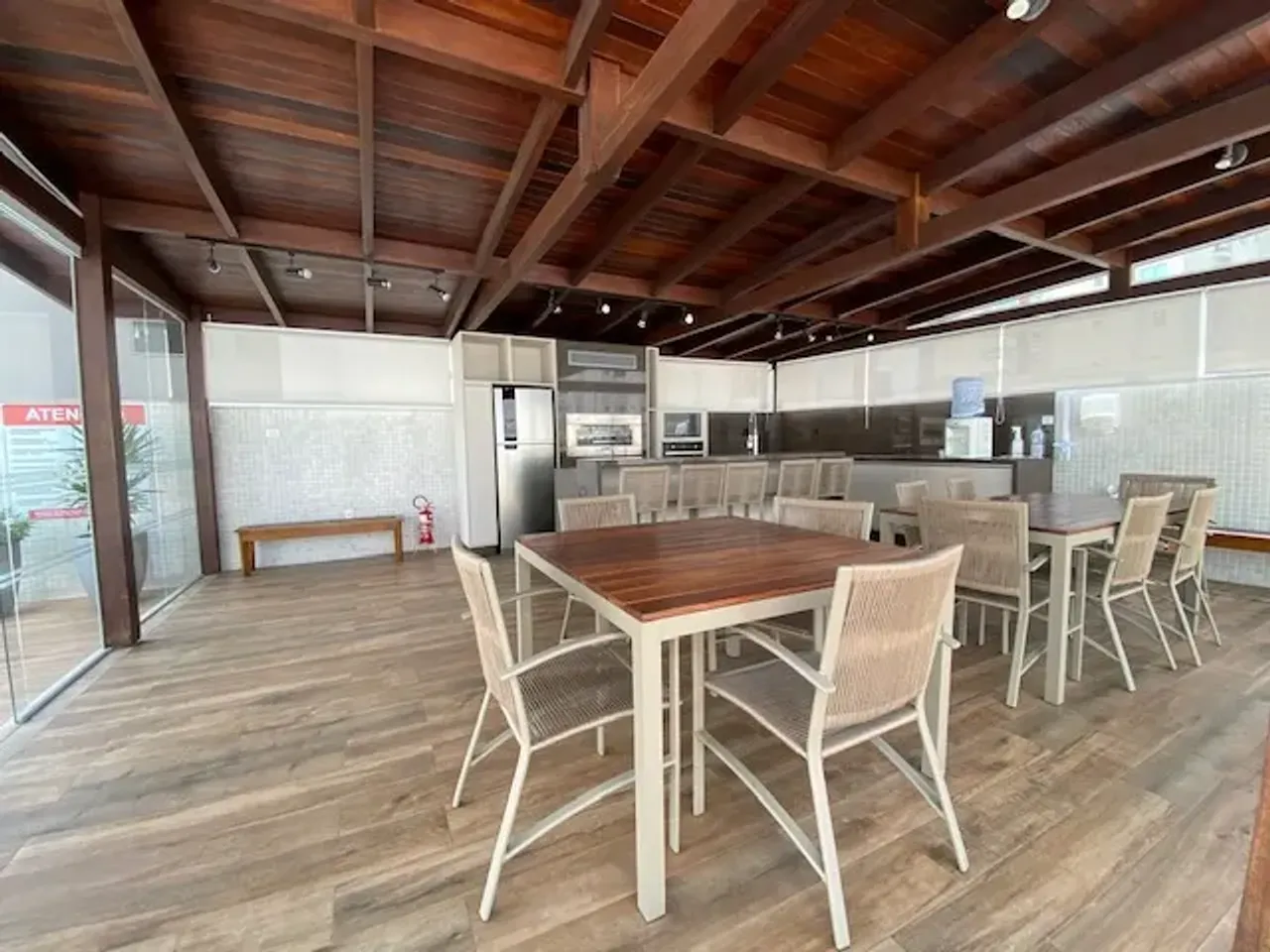 Apartamento no Santilhana Del Mar com 3 suítes em Balneário Camboriú — foto 53