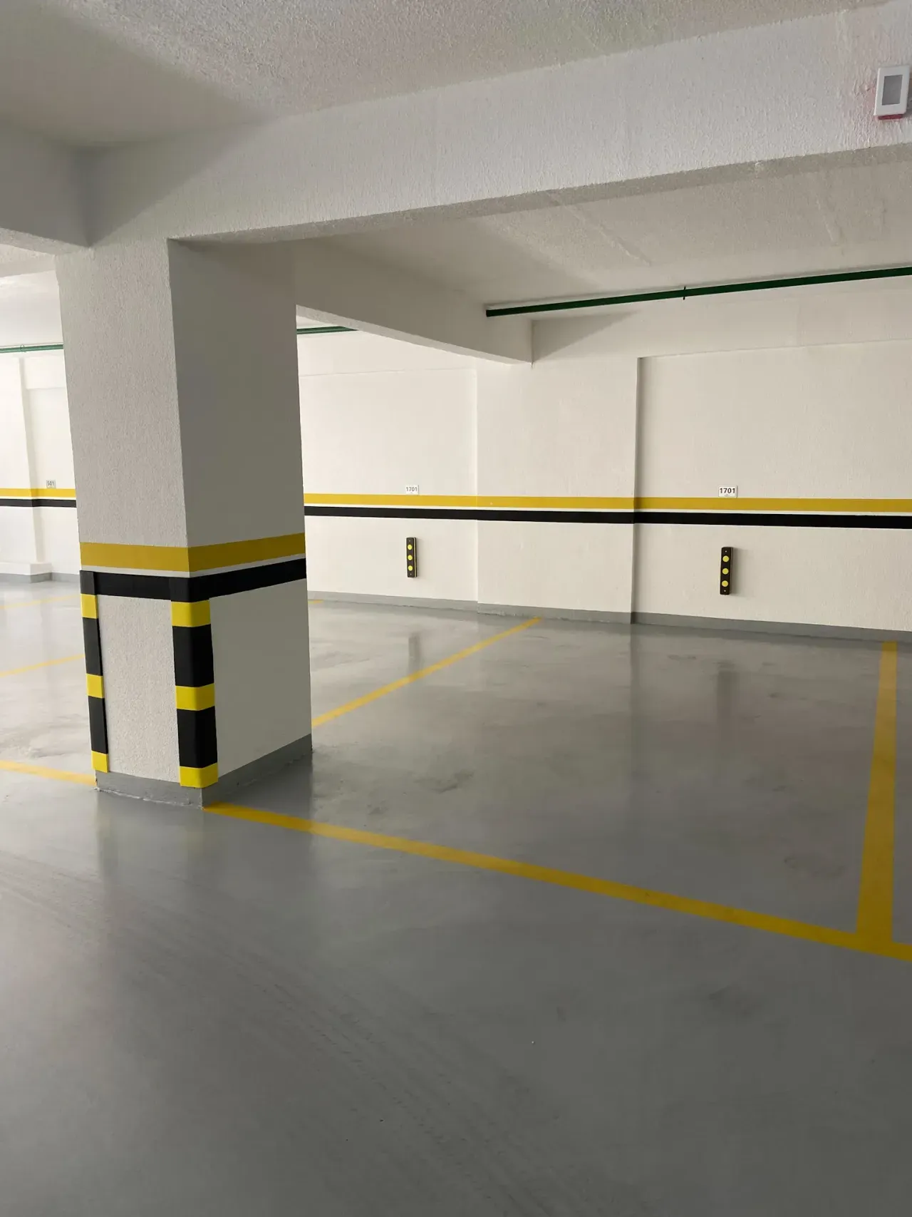 Apartamento no Edifício Montpellir com 3 suítes em Balneário Camboriú — foto 37
