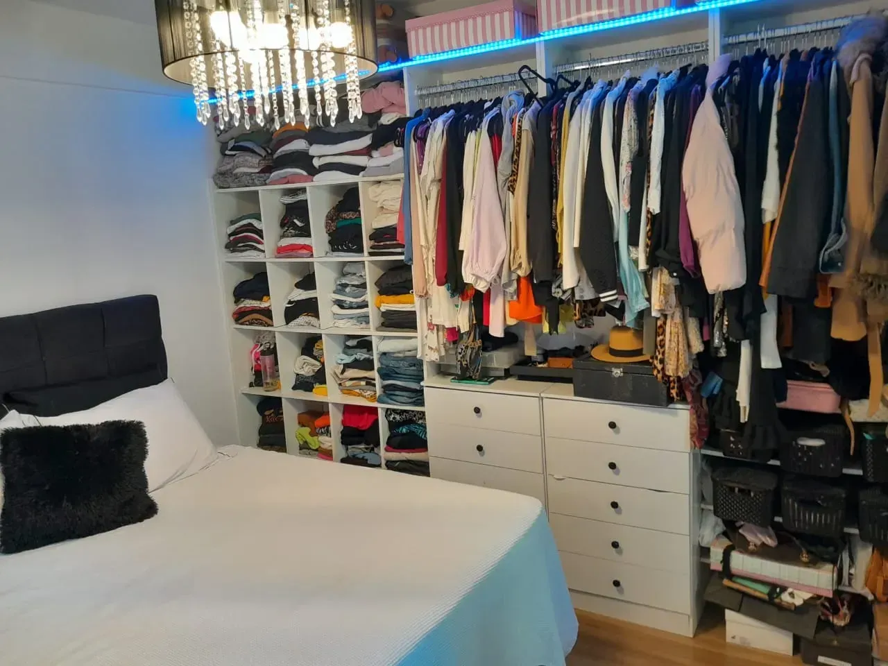 Apartamento Mobiliado com 2 Dormitórios na Barra Sul em Balneário Camboriú — foto 12