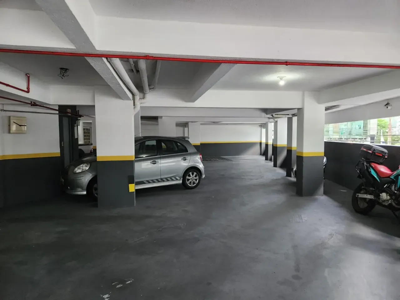 Apartamento Mobiliado com 2 Dormitórios na Barra Sul em Balneário Camboriú — foto 31