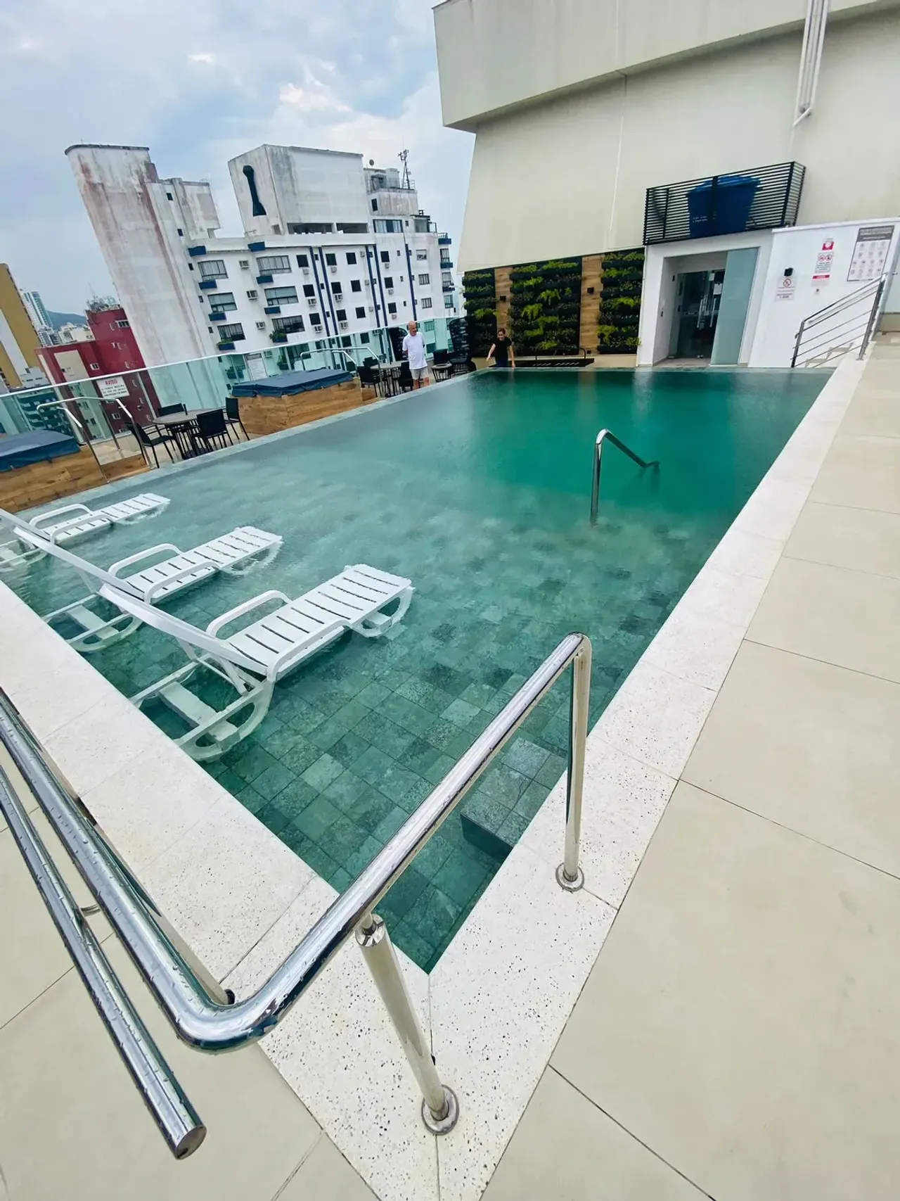 Apartamento no Edifício Aldebaran com 1 suíte em Balneário Camboriú