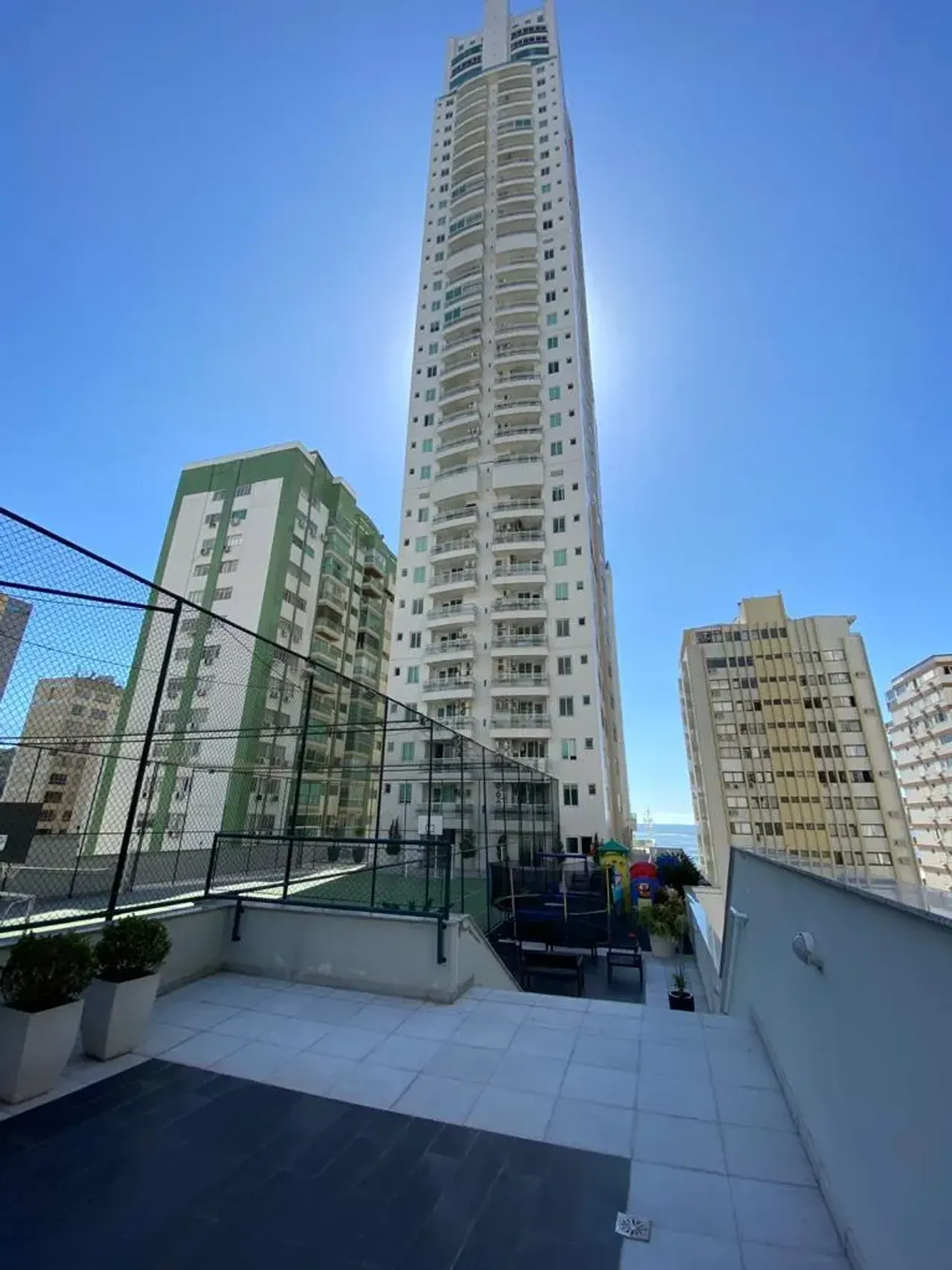 Apartamento no Edifício Metropolis com 4 suítes em Balneário Camboriú — foto 23