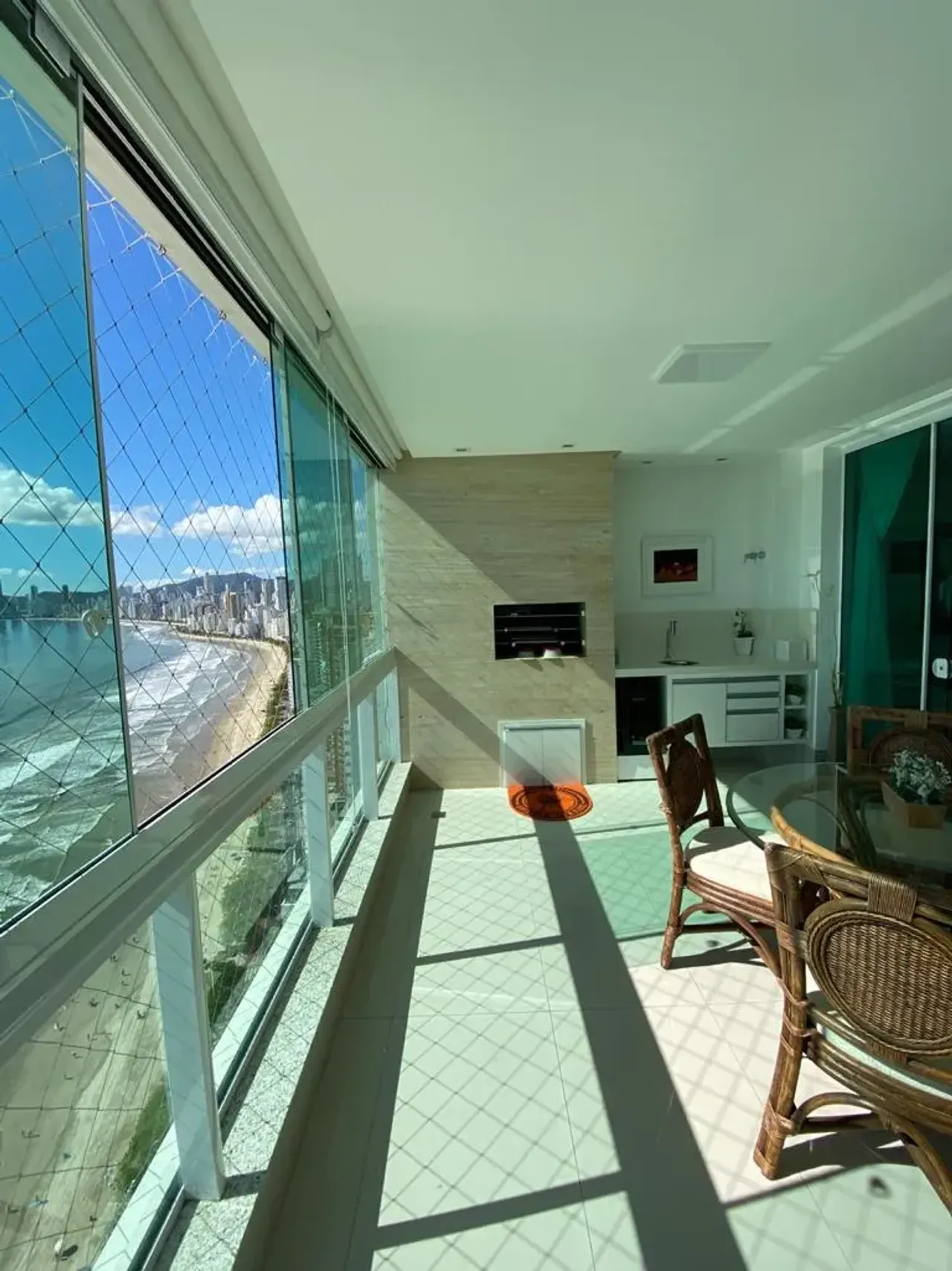 Apartamento no Edifício Metropolis com 4 suítes em Balneário Camboriú — foto 7