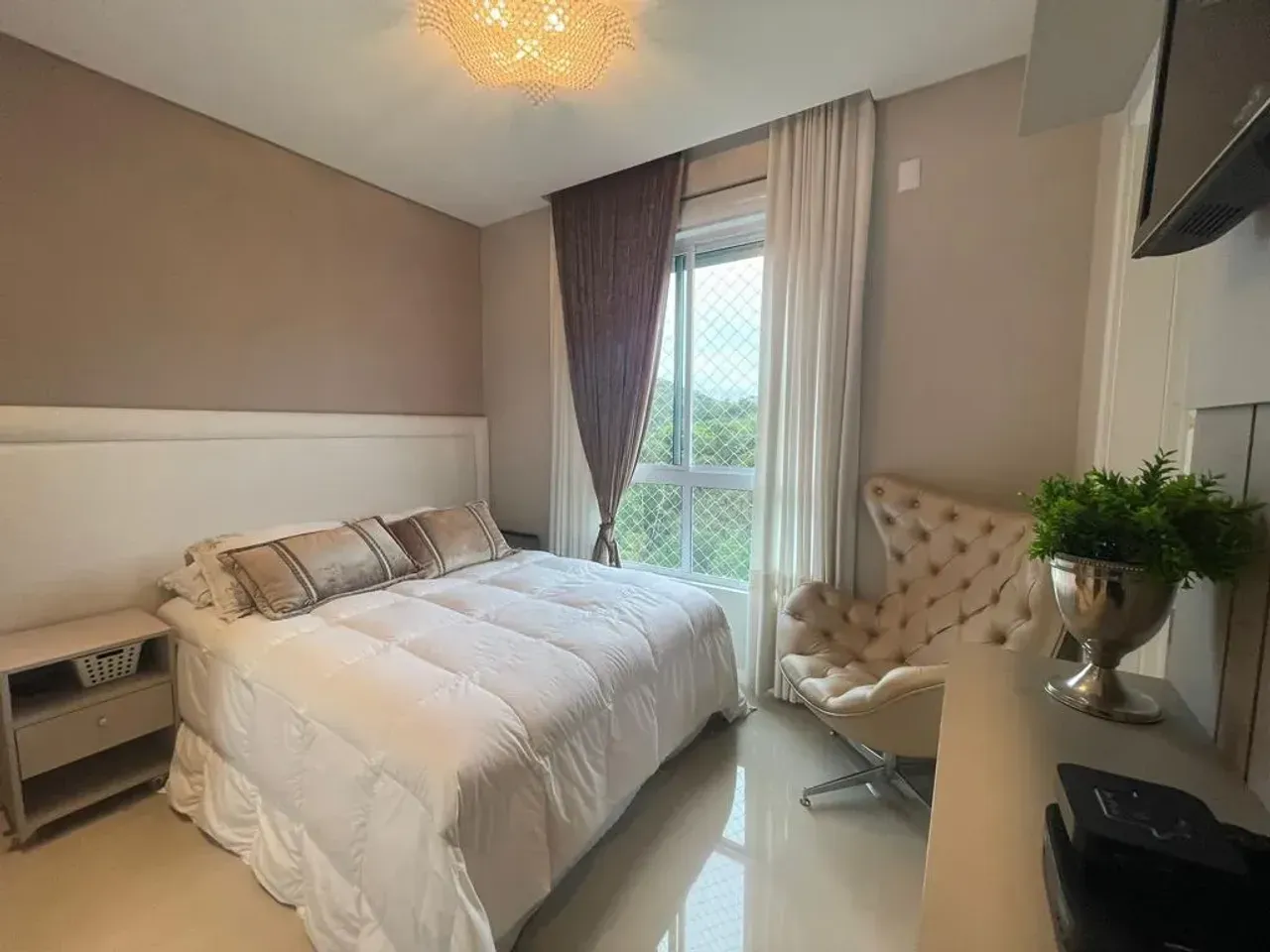 Apartamento Ed Vista Alta com 4 suítes em Balneário Camboriú — foto 2