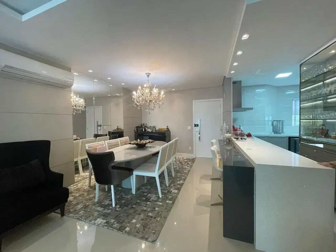 Apartamento Ed Vista Alta com 4 suítes em Balneário Camboriú — foto 7