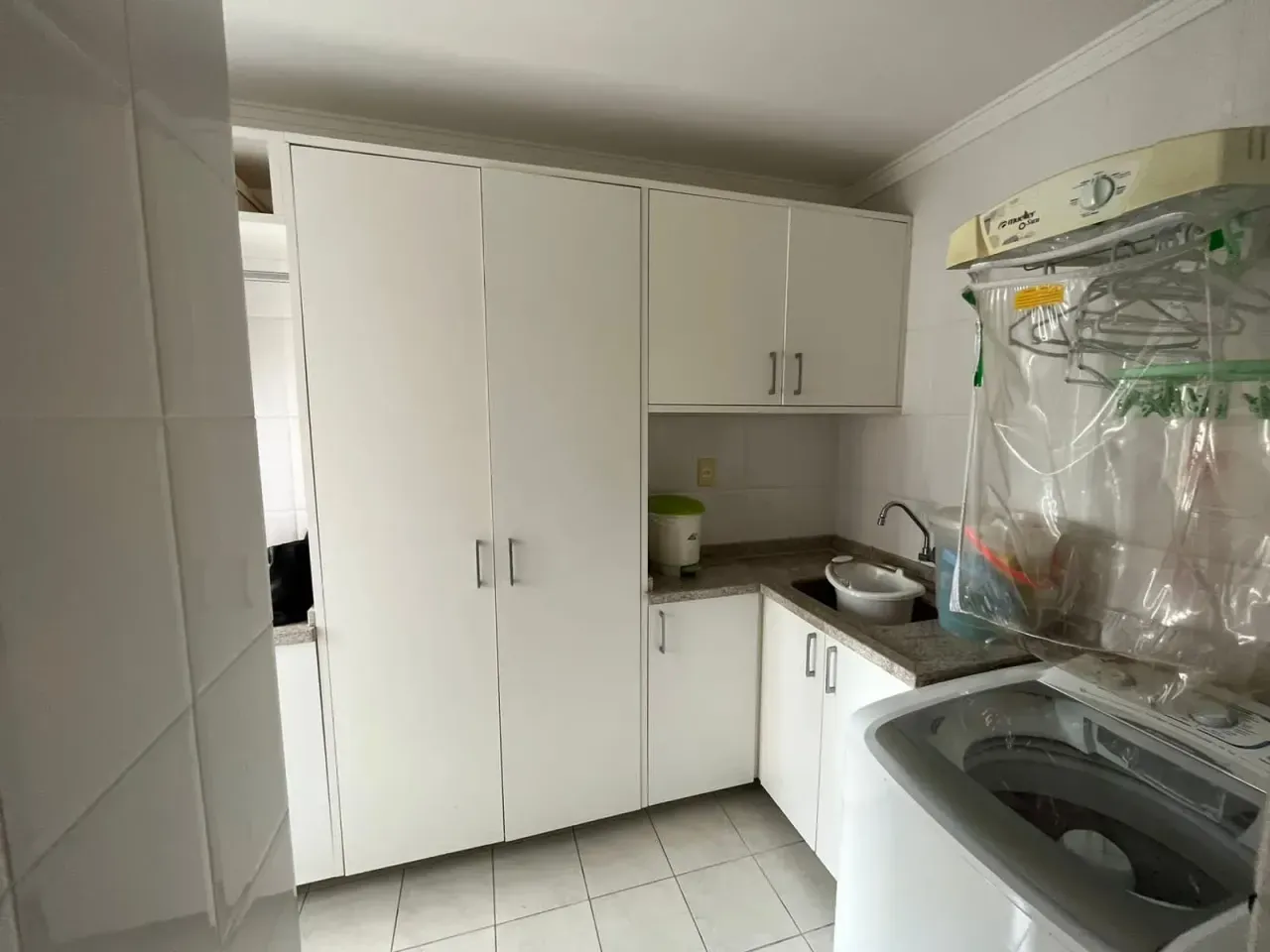 Apartamento no Edifício Esquina Di Fiori Residence com 3 dormitórios em Balneário Camboriú — foto 4