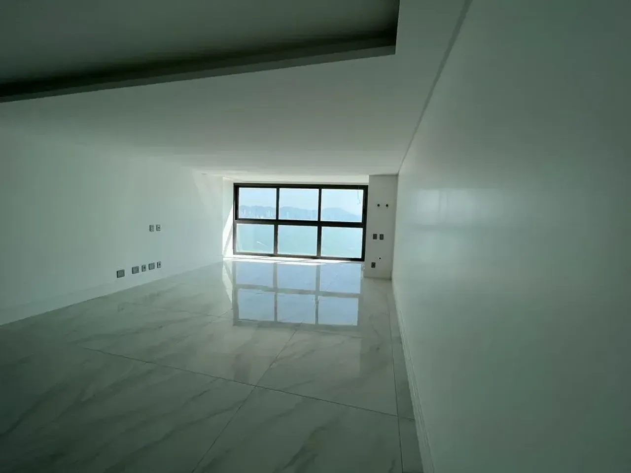 Apartamento no Edifício Pharos com 4 suítes em Balneário Camboriú — foto 3