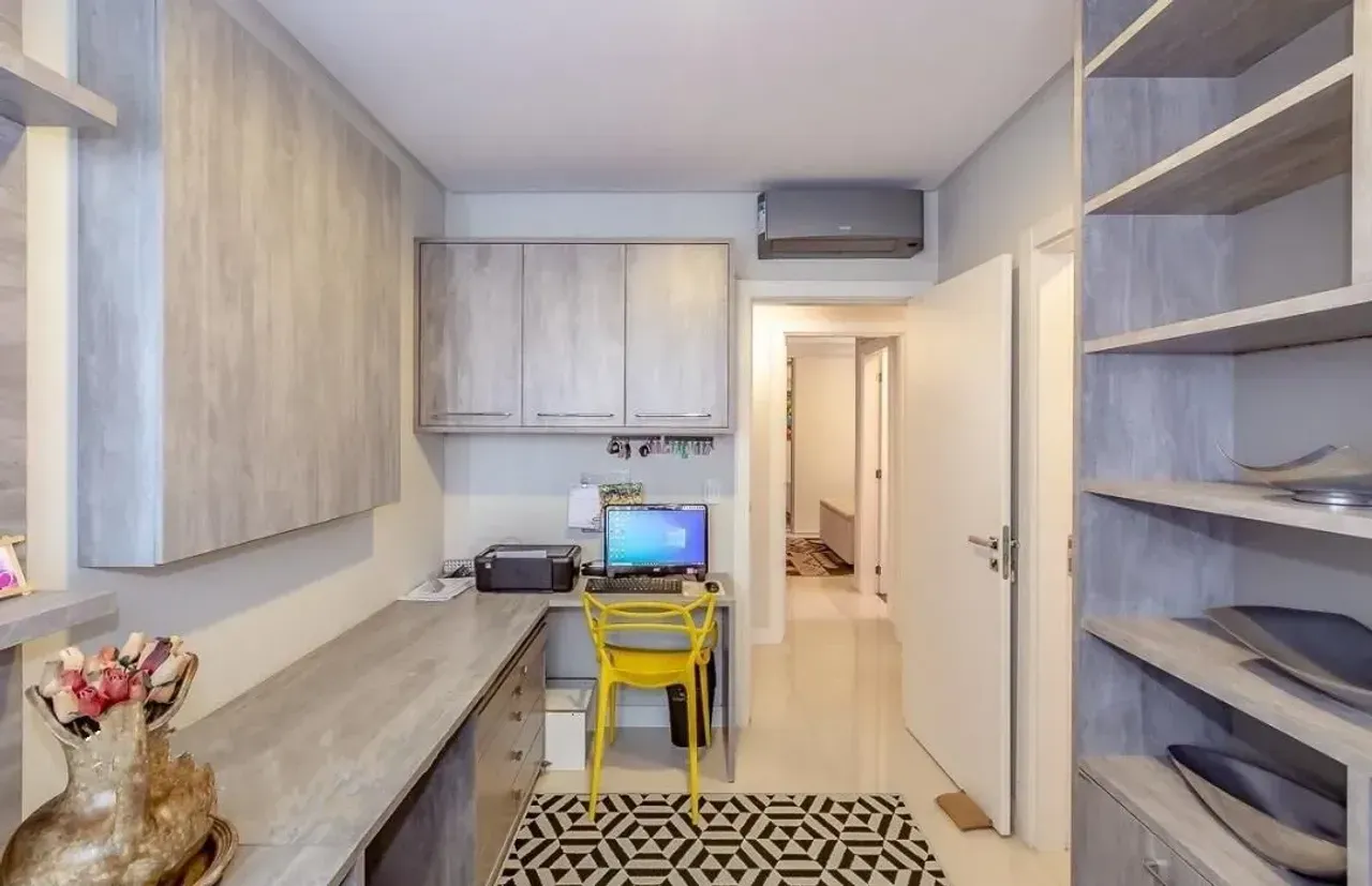 Apartamento mobiliado com 3 suítes e 3 vagas no centro de Balneário Camboriú — foto 8