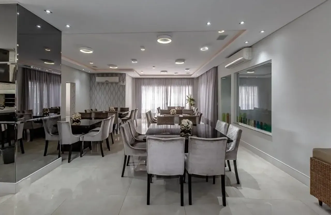 Apartamento mobiliado com 3 suítes e 3 vagas no centro de Balneário Camboriú — foto 22