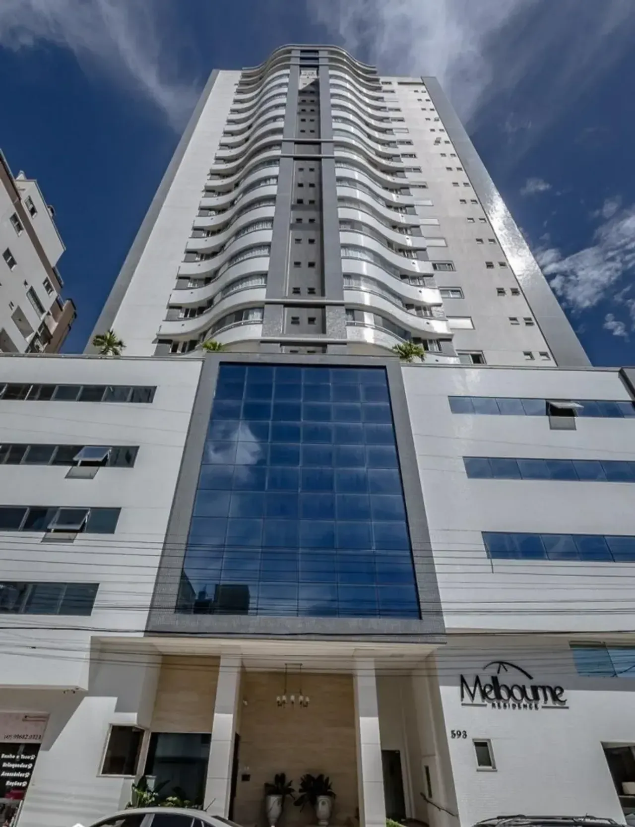 Apartamento mobiliado com 3 suítes e 3 vagas no centro de Balneário Camboriú — foto 16