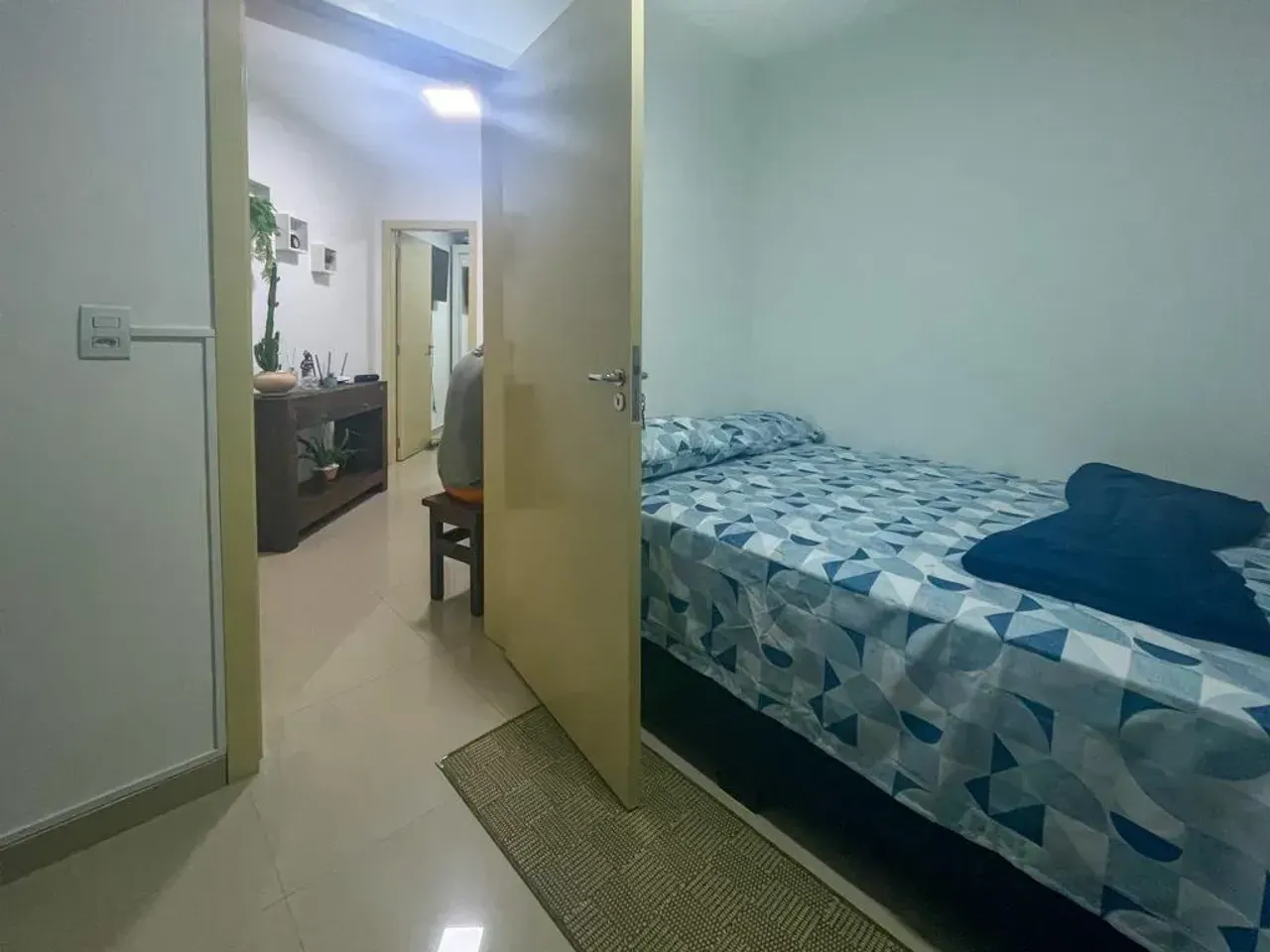Apartamento com 2 dormitórios e 1 vaga em localização privilegiada no Centro de Balneário Camboriú — foto 4