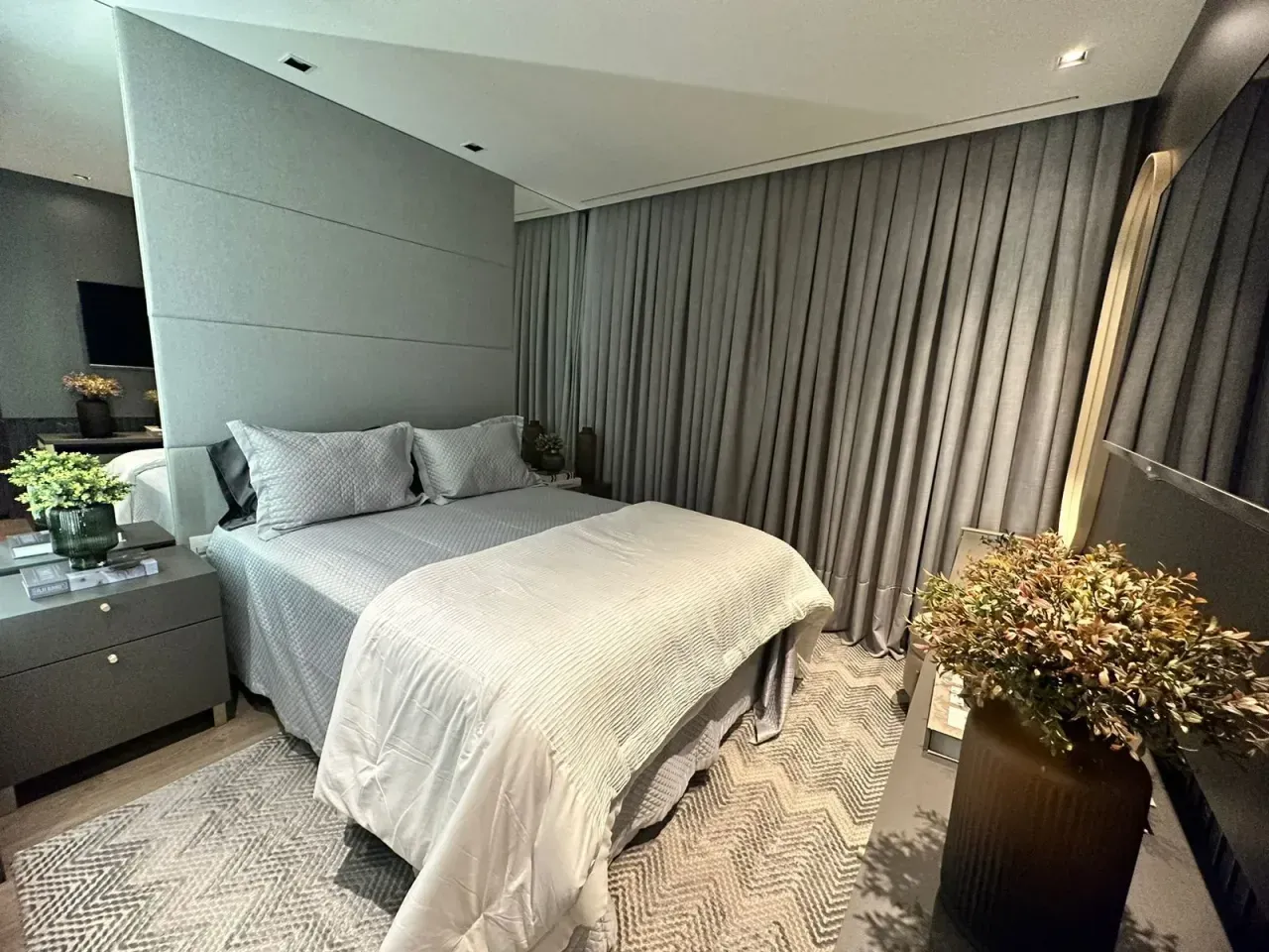 Apartamento com 4 suítes, 2 vagas, churrasqueira a carvão no Centro de Balneário Camboriú — foto 13